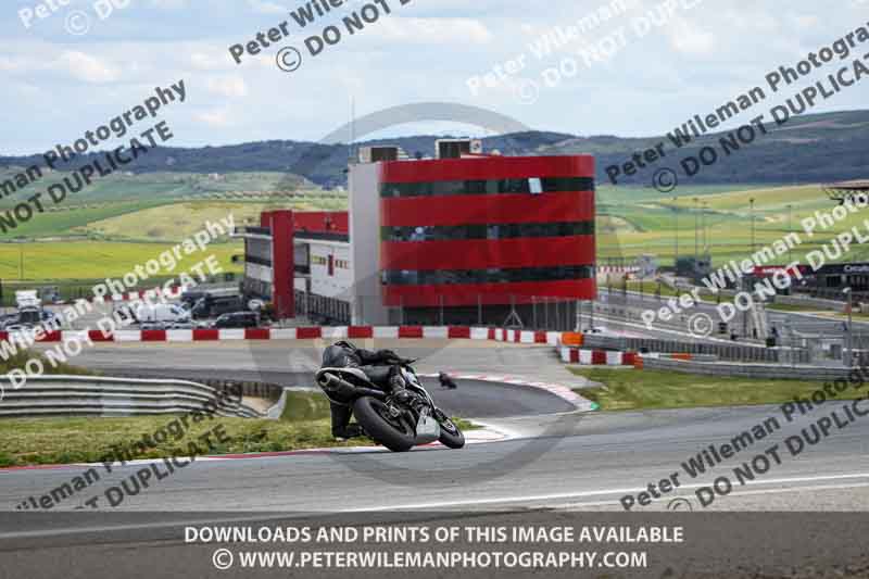 cadwell no limits trackday;cadwell park;cadwell park photographs;cadwell trackday photographs;enduro digital images;event digital images;eventdigitalimages;navarra;no limits trackdays;peter wileman photography;racing digital images;trackday digital images;trackday photos